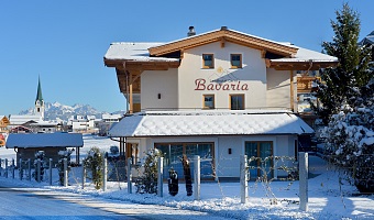 Landhotel Garni Bavaria Außenansicht Winter