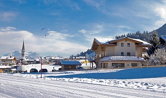 Landhotel Garni Bavaria Außenansichter Winter 2